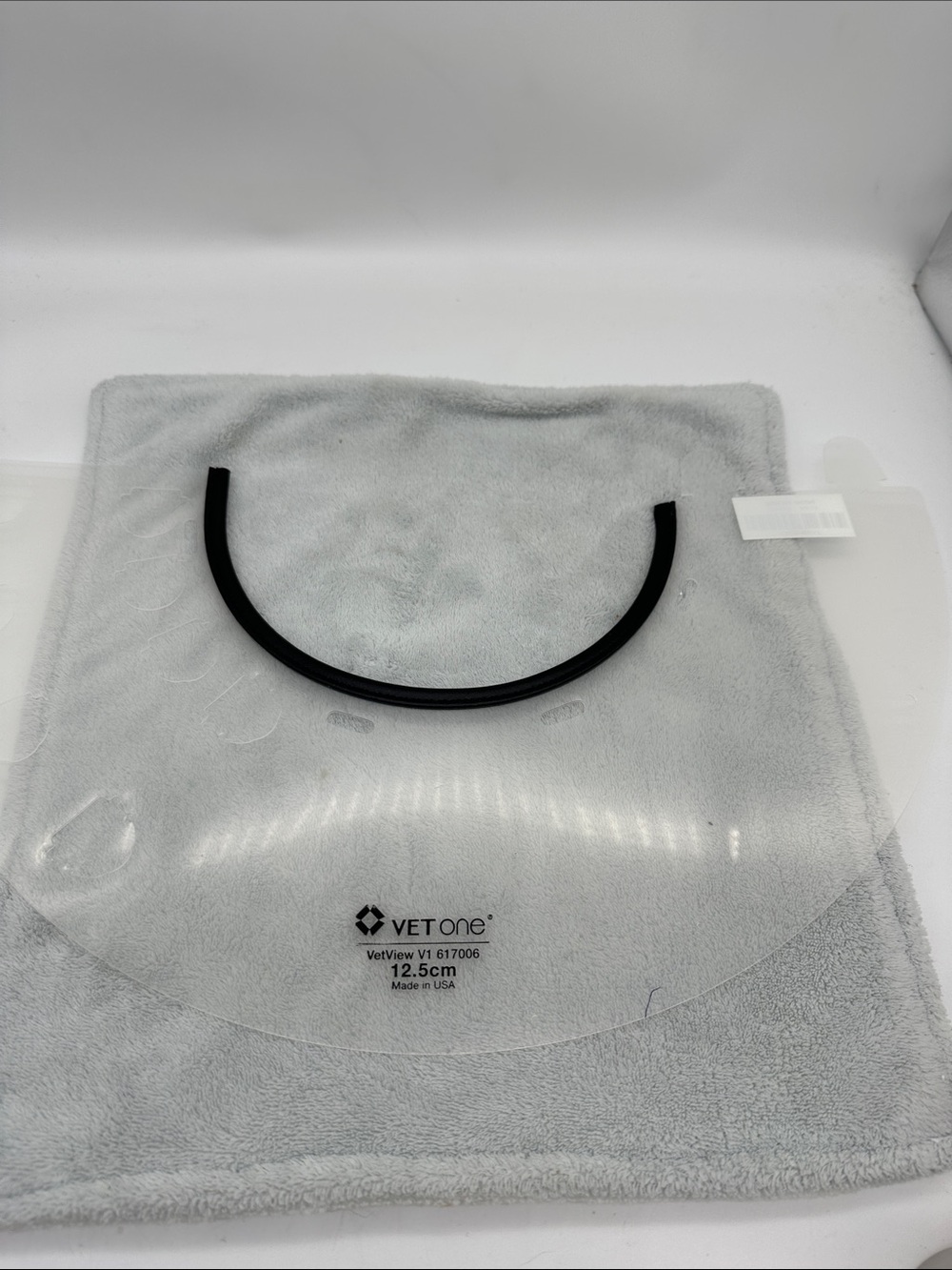 VetOne V1 Clear Recovery Collar, a Plastic Elizabethan Cone-Post Surgery Healing